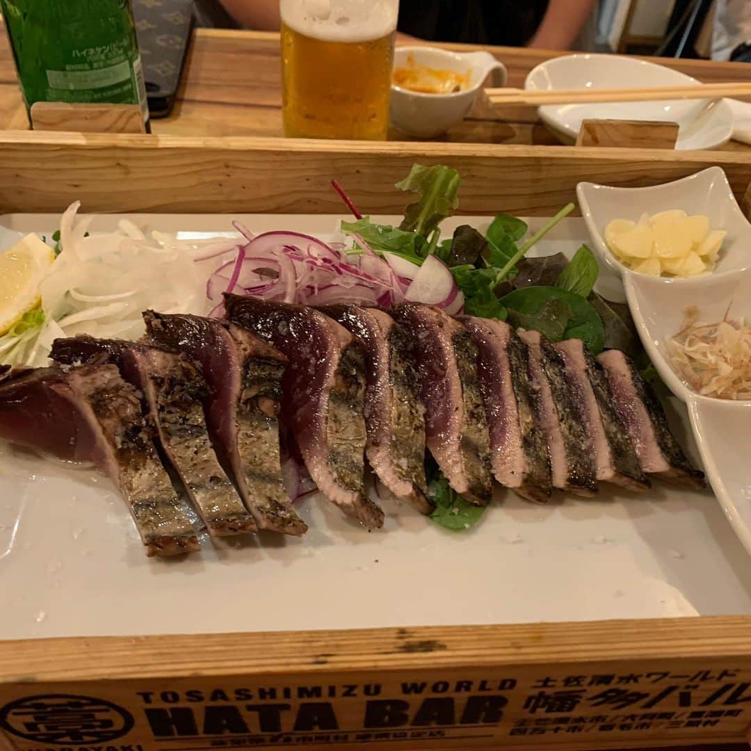 なべやかんさんのインスタグラム写真 - (なべやかんInstagram)「今月食べた魚料理。 佐久市、高知、どちらの店も抜群でしたが、ナンバー1はかつおのトロみたいなやつ。 初めて食べたが、素晴らしいね。  #魚料理 #佐久市 #高知 #かつお」9月29日 13時05分 - yakan_nabe