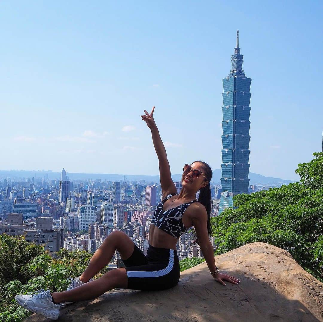 角田聖奈さんのインスタグラム写真 - (角田聖奈Instagram)「🐘⛰ 我第一次去象山，風景好美🥰 ここ何気に初めて行ったけど30分で登れて良い景色見れるからおすすめ😍👍 @airasia_jpn  #AirAsia #エアアジア #LCRich ##LCリッチ #LCC #象山 #台北 #台湾 #台灣 #台北101 #trip #taipei #taiwan」9月25日 17時38分 - seina1105