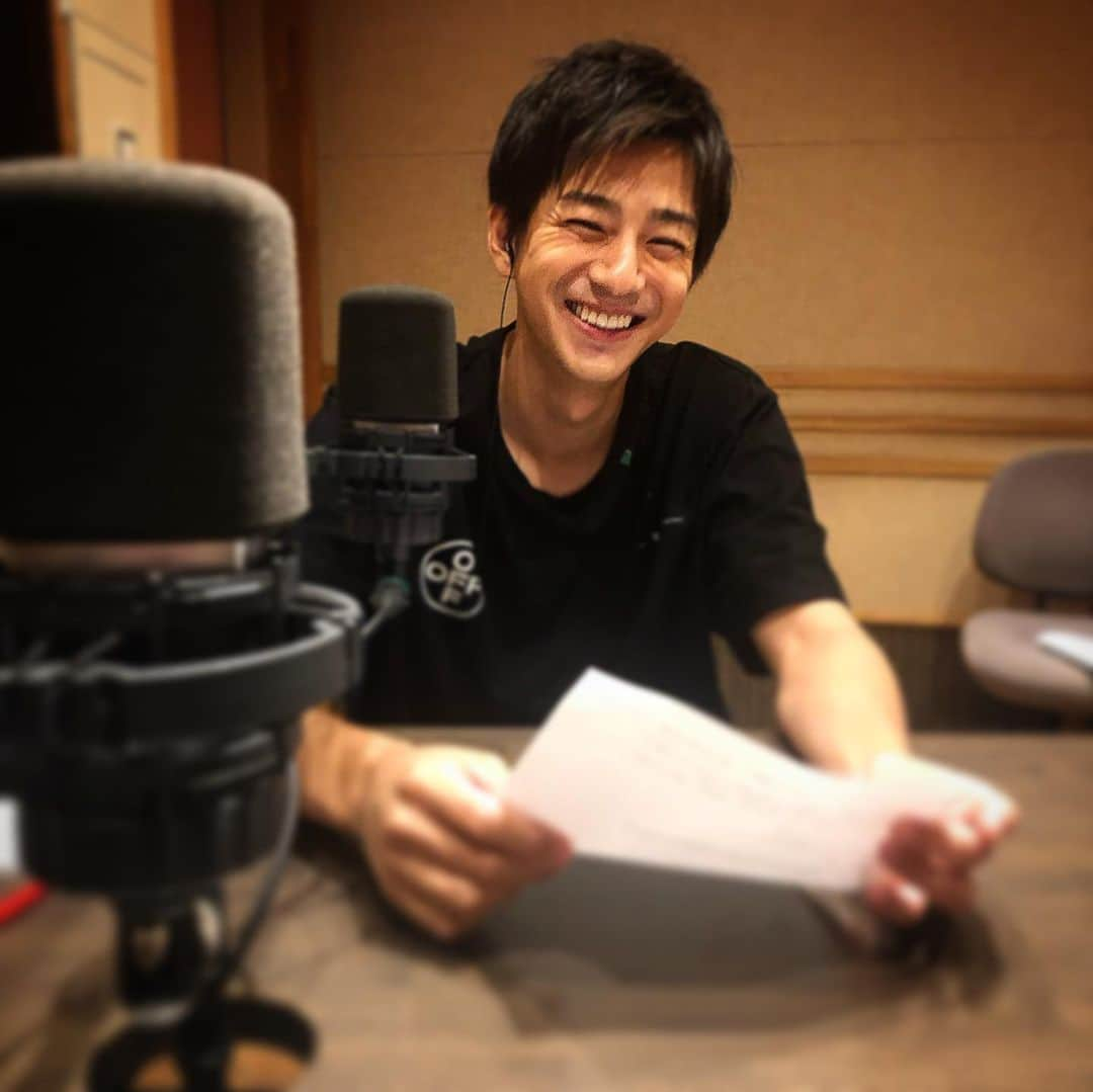 城田優さんのインスタグラム写真 - (城田優Instagram)「本番収録中の きゃわきゃわな翔平さん🤤  @shohei.63  やっと呼んでもらえた”it’s 翔 time”  インスタライブとかを除けば、初めてのサシトーク。 とっても楽しかった☺︎ お楽しみに🕺  #nack5 #its翔time #下らないトーク #今夜23時半ですって」9月25日 16時44分 - yu_shirota