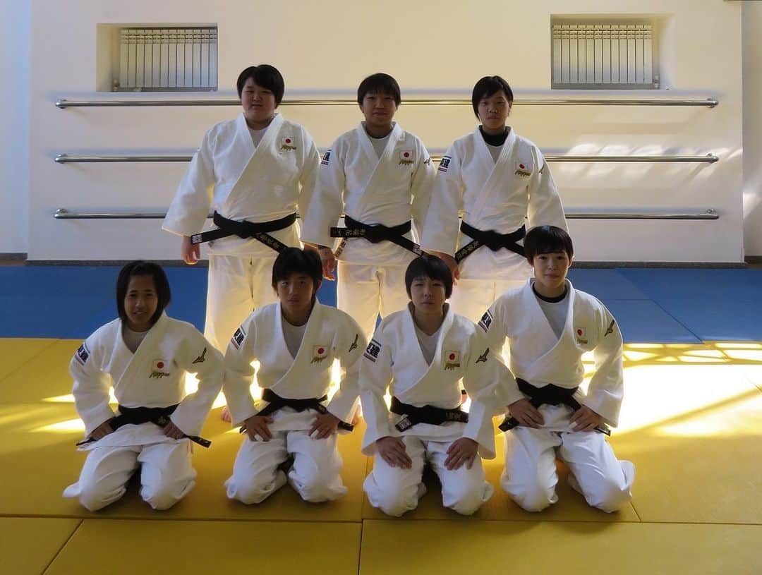 全日本柔道連盟(AJJF)さんのインスタグラム写真 - (全日本柔道連盟(AJJF)Instagram)「【#世界カデ選手権大会】 日本代表女子🇯🇵 集合、調整練習写真です🤳✨ . 皆様応援よろしくお願いします✨ ▽詳細▽ judo.or.jp/p/50053  #Judo #Japan #Judoka #Kazakhstan #柔道 #日本代表 #世界カデ #Roadtotokyo #tokyo2020 #がんばれニッポン」9月25日 17時08分 - ajjf_official