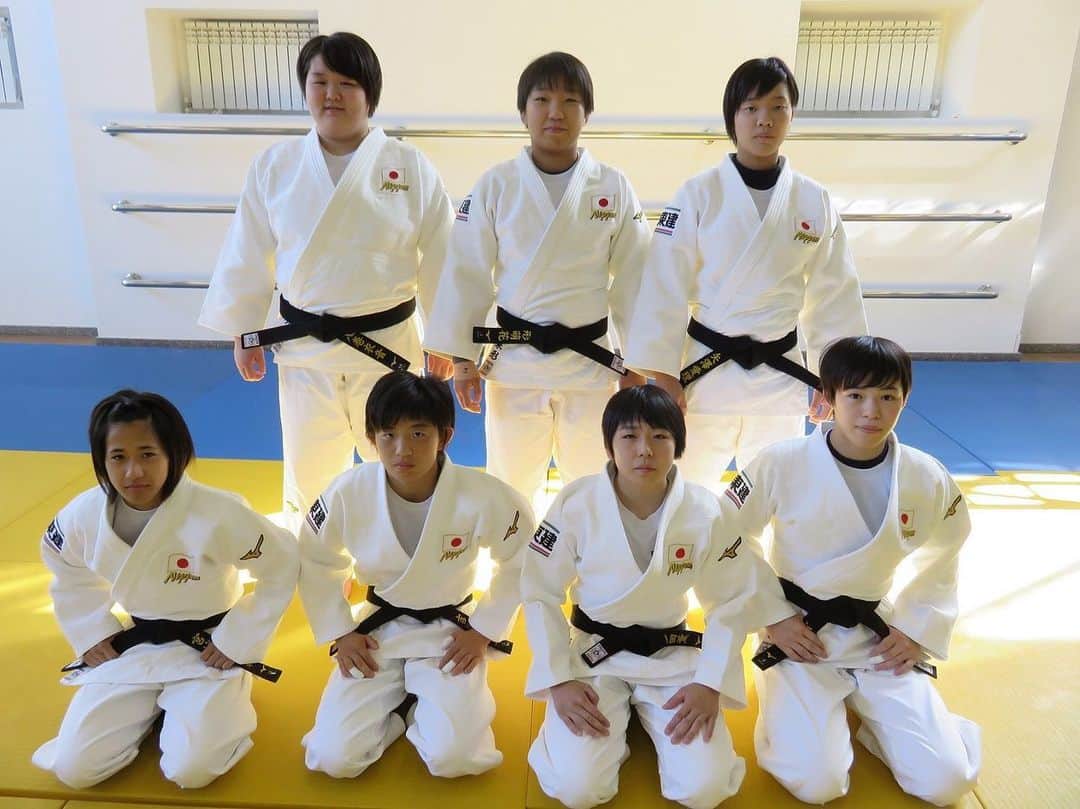 全日本柔道連盟(AJJF)さんのインスタグラム写真 - (全日本柔道連盟(AJJF)Instagram)「【#世界カデ選手権大会】 日本代表女子🇯🇵 集合、調整練習写真です🤳✨ . 皆様応援よろしくお願いします✨ ▽詳細▽ judo.or.jp/p/50053  #Judo #Japan #Judoka #Kazakhstan #柔道 #日本代表 #世界カデ #Roadtotokyo #tokyo2020 #がんばれニッポン」9月25日 17時08分 - ajjf_official