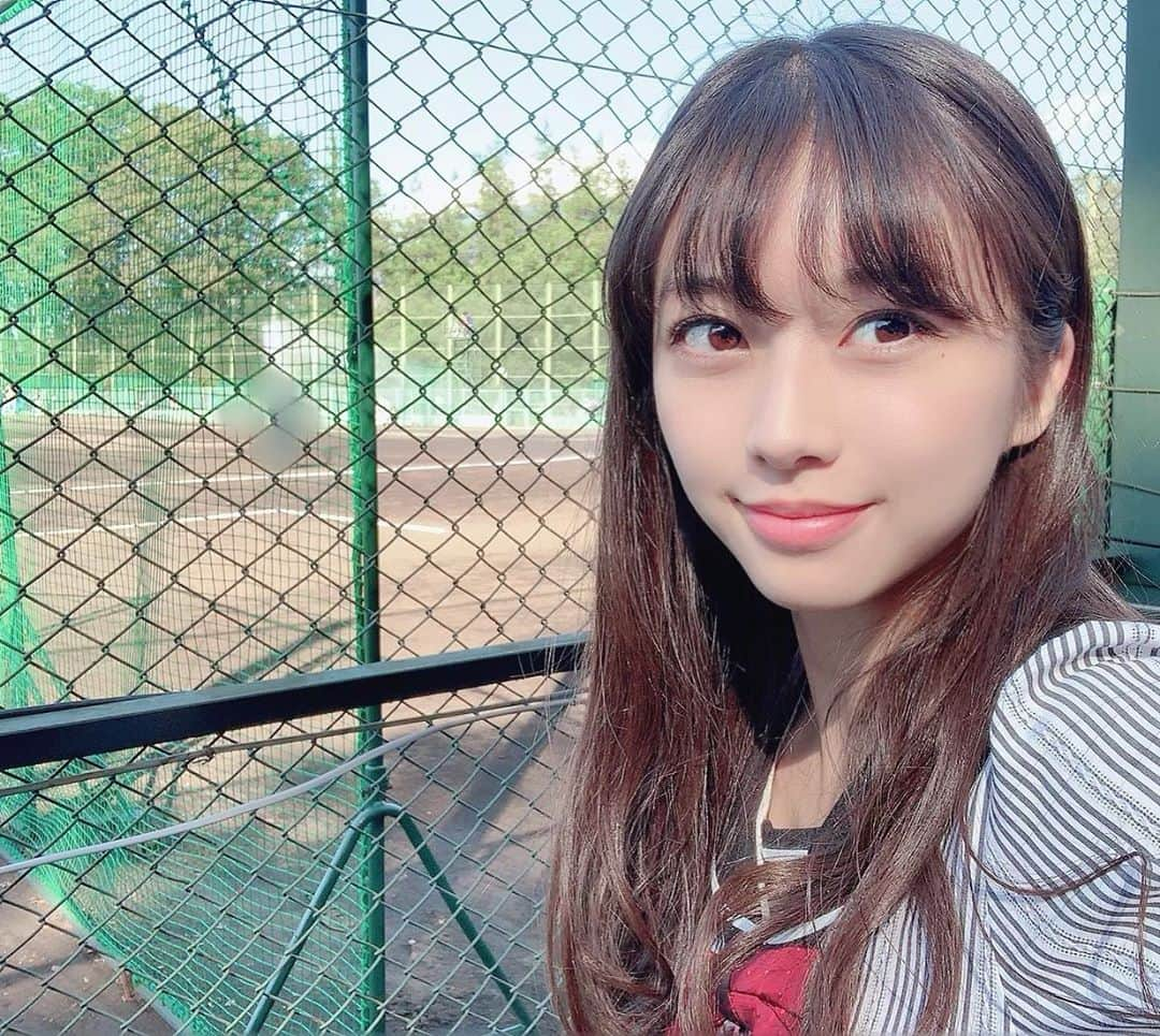 牧野真莉愛さんのインスタグラム写真 - (牧野真莉愛Instagram)「♡ ♡ ファイターズ応援🐰まりあ ※並んだ11:55に着いた ・ きゅん💚ゆあくん💜ピンバッジ←紺田姉さんがくれました︎💕︎ ※昨日、札幌入りした紺田姉さん⚾️ ♡ ♡  #lovefighters #北海道日本ハムファイターズ #谷口雄也 選手💚 #田宮裕涼 捕手💜 #イレブンスポーツ #モーニング娘19 #morningmusume19」9月25日 17時12分 - maria_makino.official