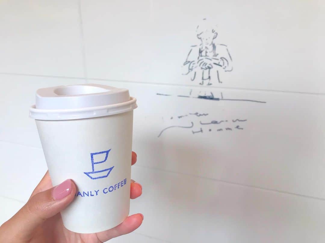 川崎優さんのインスタグラム写真 - (川崎優Instagram)「. . 朝のコーヒー。 アイスモカ…甘すぎず美味しかった🧔 #MANLYCOFFEE #何度か通り過ぎる #路地裏コーヒー #🚢」9月25日 17時21分 - yuu__noir