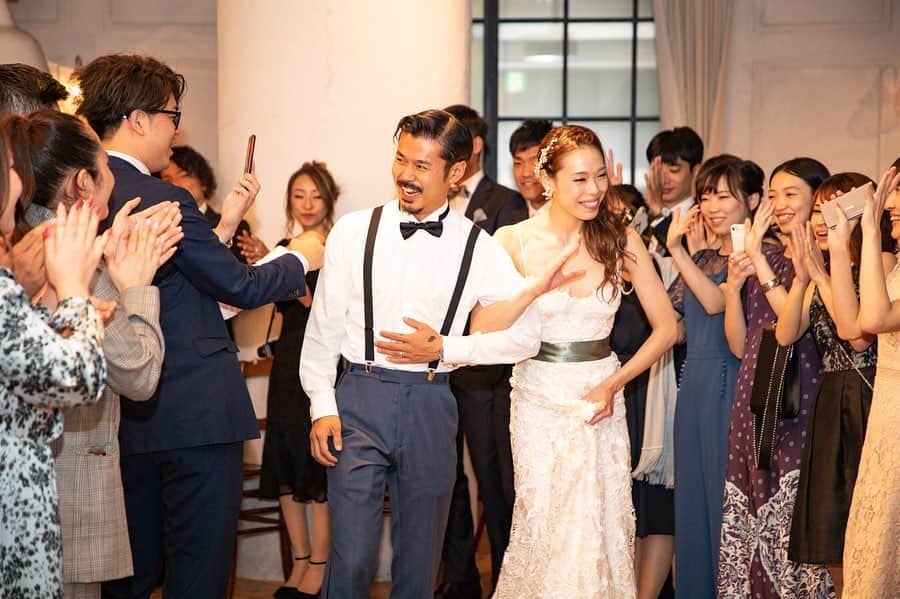 川戸沙羅のインスタグラム：「@yamaguchi_ryoji  君が撮ってくれた二次会の写真がとーっても素敵🤗🌟 なので、またまた更新✨  #結婚 #結婚式 #結婚式二次会 #wedding #happy wedding」