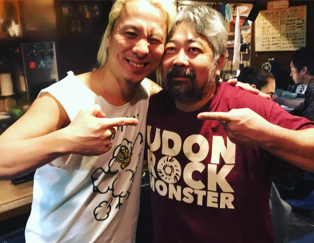 masasucksさんのインスタグラム写真 - (masasucksInstagram)「the HIATUS "Our Secret Spot tour 2019" final@高松  無事飲みまくって終了‼️ みんなああーっすぅ🤘🏻🤘🏻🤘🏻 @the_hiatus_official ・ 高松ファイナルやったから会いたい仲間にも会えてほんまサイコーな夜‼️ ・ @delta087local で大好きジャミさん ミキさん ダイセイさん ・ @nomurock69 でのむさんと爆笑 ・ ガチ親戚のネコの絵描きの @artshopkagoya  みんなと一緒の高松ああーっすぅ🤘🏻🤘🏻🤘🏻 ・ 10/1はthe HIATUS 10thで東京で国際フォーラムでぶっカマすんや‼️ #プップバード #ああーっすぅ #デルタマーケット」9月25日 9時59分 - sucksmen