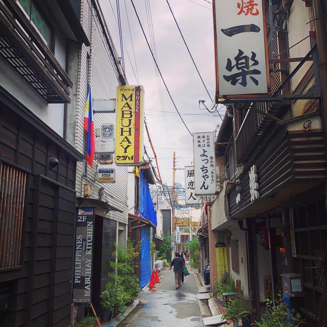 櫻井リヤのインスタグラム：「奈良散策。のんびりしていて良い街 #ならまち#奈良#路地」