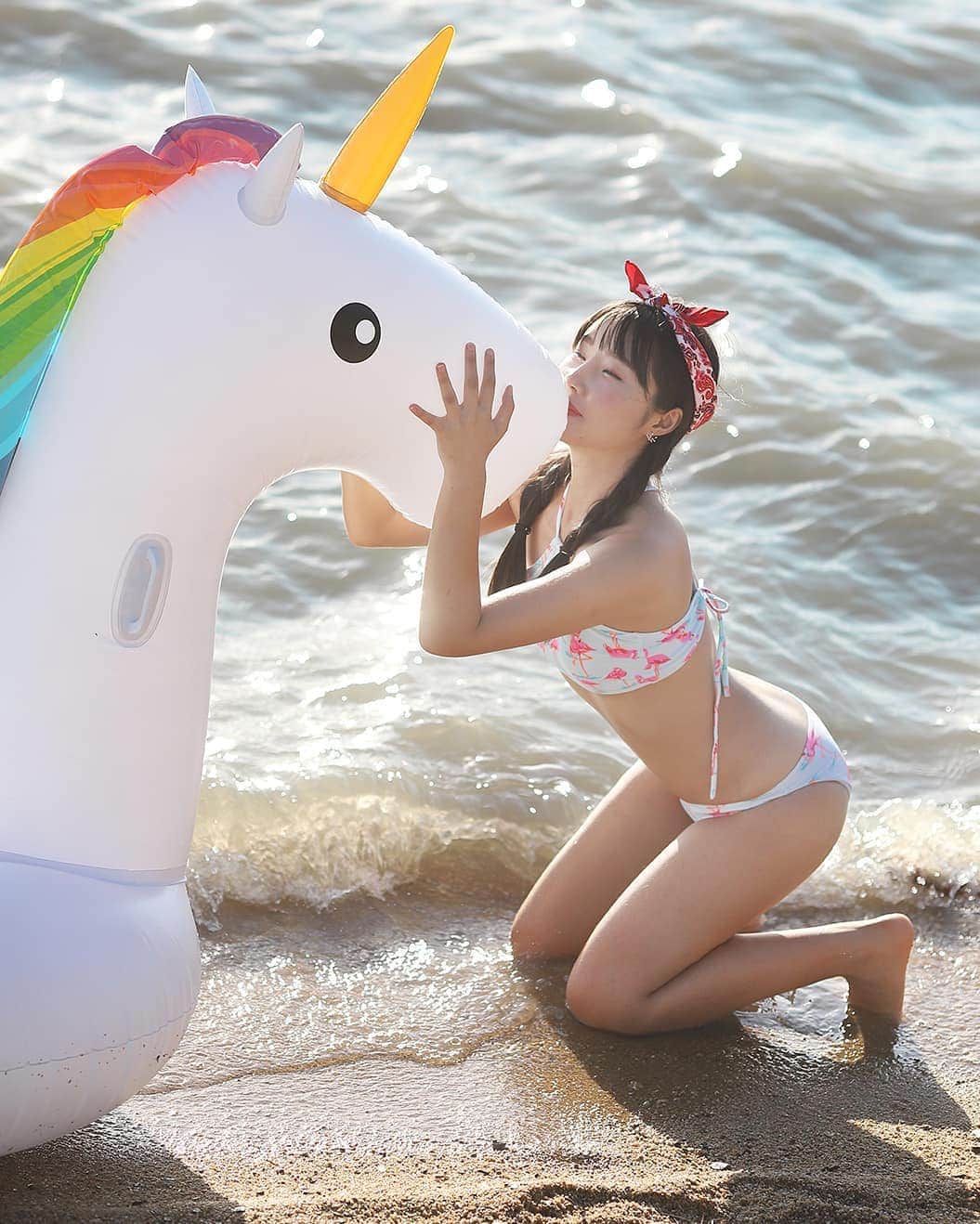 Photographer_善甫(선보)さんのインスタグラム写真 - (Photographer_善甫(선보)Instagram)「我爱你。Unicorn 🌈」9月25日 11時44分 - sunbostyle