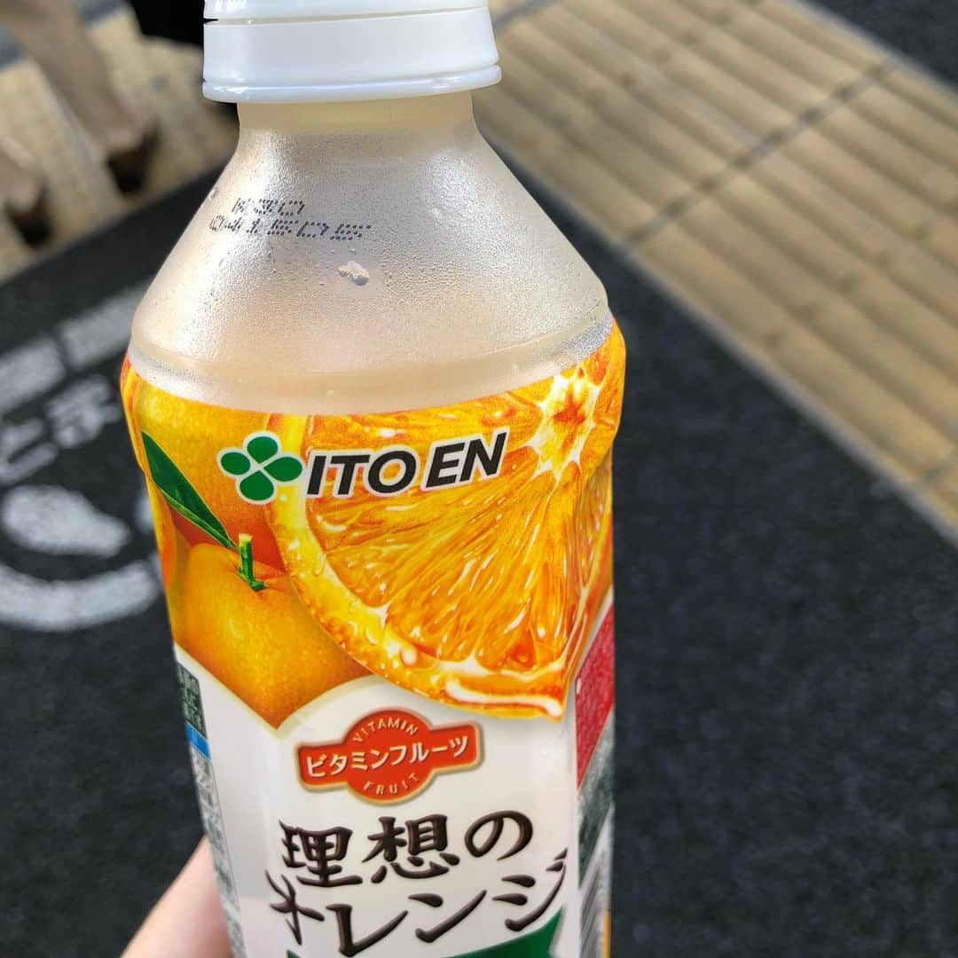 渡辺航平のインスタグラム：「オレンジ🍊」