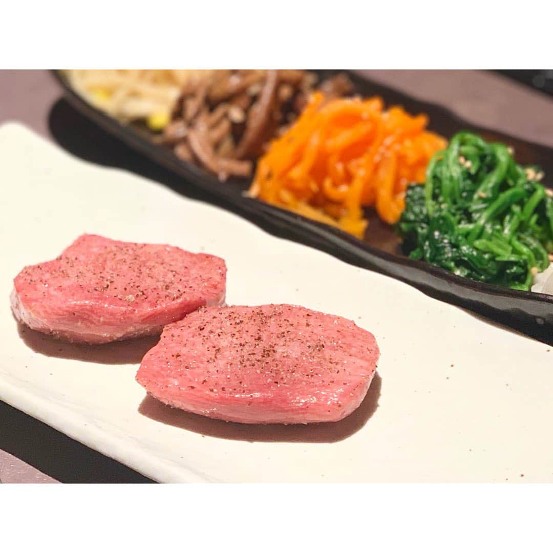 中田奈沙さんのインスタグラム写真 - (中田奈沙Instagram)「Yakiniku dinner🤤 やっぱり通ってしまう 《焼肉 冷麺 ユッチャン》 @yuchuntokyo 冷麺、LAカルビ、厚切りタン キムチ炒飯はマスト✨ もうメニュー見なくても注文できる❤️ * #奈沙ログ #奈沙ログin六本木 * * #yakiniku #koreanbbq #dinner #yuchun #yuchunkorean #foodie #foodgasm #instafood #foodporn #foodpic #foodstagtam #roppongi #gourmet #koreanfood #焼肉 #ユッチャン #焼肉冷麺ユッチャン #ユッチャン冷麺 #六本木 #laカルビ #冷麺 #グルメ #東京 #厚切りタン #韓国料理 #葛冷麺 #激ウマ」9月25日 13時51分 - nasa_nakada