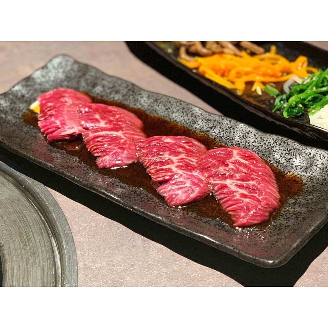 中田奈沙さんのインスタグラム写真 - (中田奈沙Instagram)「Yakiniku dinner🤤 やっぱり通ってしまう 《焼肉 冷麺 ユッチャン》 @yuchuntokyo 冷麺、LAカルビ、厚切りタン キムチ炒飯はマスト✨ もうメニュー見なくても注文できる❤️ * #奈沙ログ #奈沙ログin六本木 * * #yakiniku #koreanbbq #dinner #yuchun #yuchunkorean #foodie #foodgasm #instafood #foodporn #foodpic #foodstagtam #roppongi #gourmet #koreanfood #焼肉 #ユッチャン #焼肉冷麺ユッチャン #ユッチャン冷麺 #六本木 #laカルビ #冷麺 #グルメ #東京 #厚切りタン #韓国料理 #葛冷麺 #激ウマ」9月25日 13時51分 - nasa_nakada