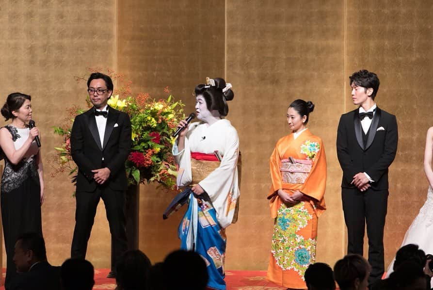 楠本千奈（神野千奈）さんのインスタグラム写真 - (楠本千奈（神野千奈）Instagram)「令和OFUKU感謝の会 来年の #国際映画祭 へ出展する作品の予告映像が美しかったです。  #杉本彩 さま #片岡鶴太郎 さま など著名人にも喜んでいただけたショーで感謝感激です。  #着物 #訪問着 #色留袖 #kimonostyle #kimonodress #日本舞踊 #日舞 #伝統芸能 #映画製作 #japanesegirl #japanesemodel #和服 #likeforfollow #五條流 #五條詠寿郎  #japaneseactress」9月25日 14時14分 - tinakusumoto