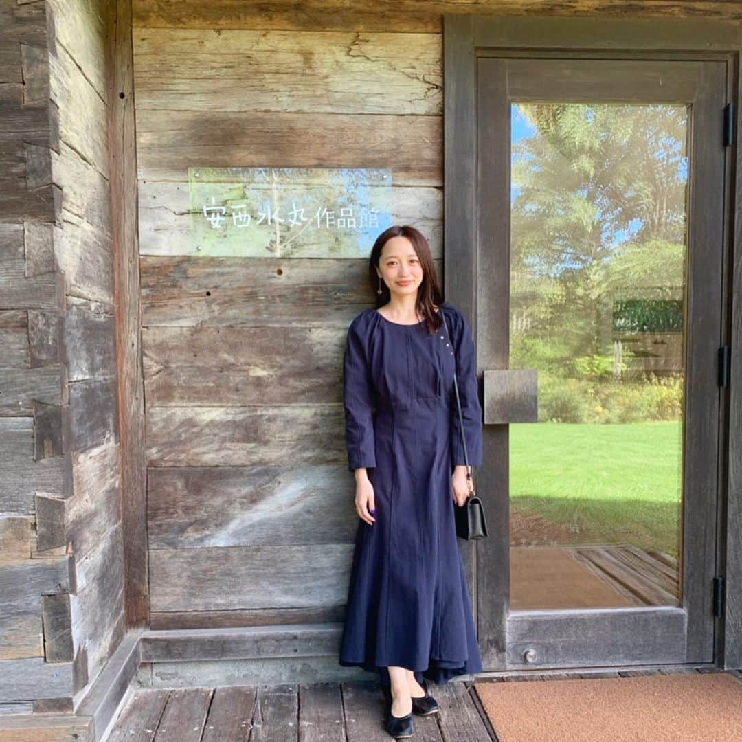 江本るり恵さんのインスタグラム写真 - (江本るり恵Instagram)「お休みを頂いて北海道へ。 最初は六花の森🌳 更新続きますが見ていただけたら嬉しいです🙏🧡 #六花の森」9月25日 19時04分 - emotorurie