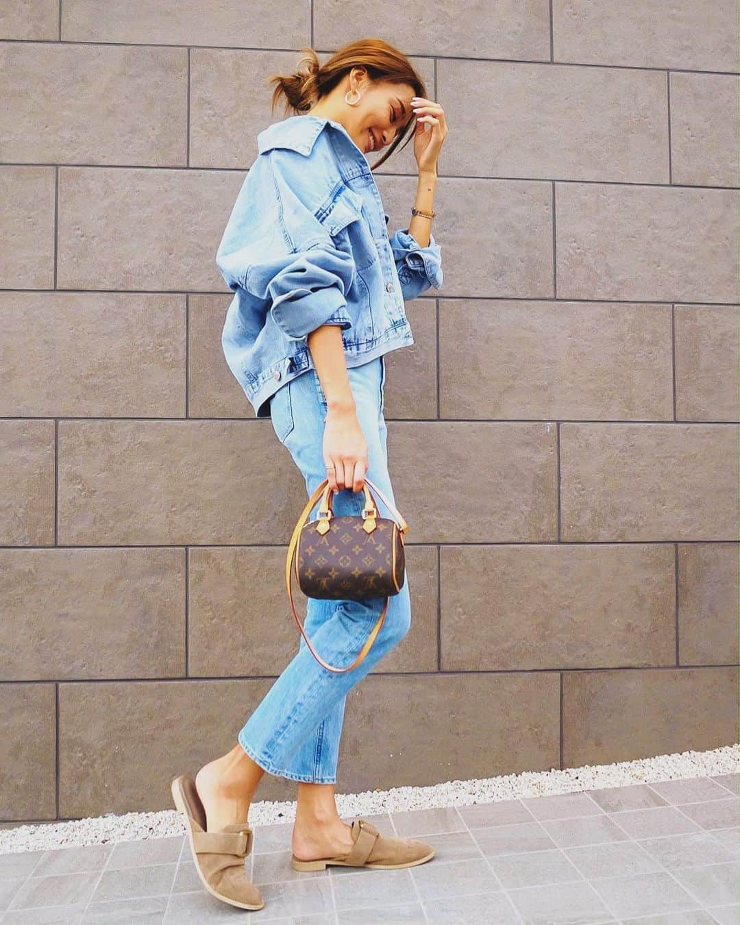 中島ケイカさんのインスタグラム写真 - (中島ケイカInstagram)「New 💙 jacket @esutoreja . . bottoms→ @yanuk_official  sandal→ @alexiastam_official  bag→ @louisvuitton . . #ootd #outfit #fashion #coordinate #esutoreja #denim #yanuk #louisvuitton #alexiastam #instafashion」9月25日 19時48分 - kathy_tan529