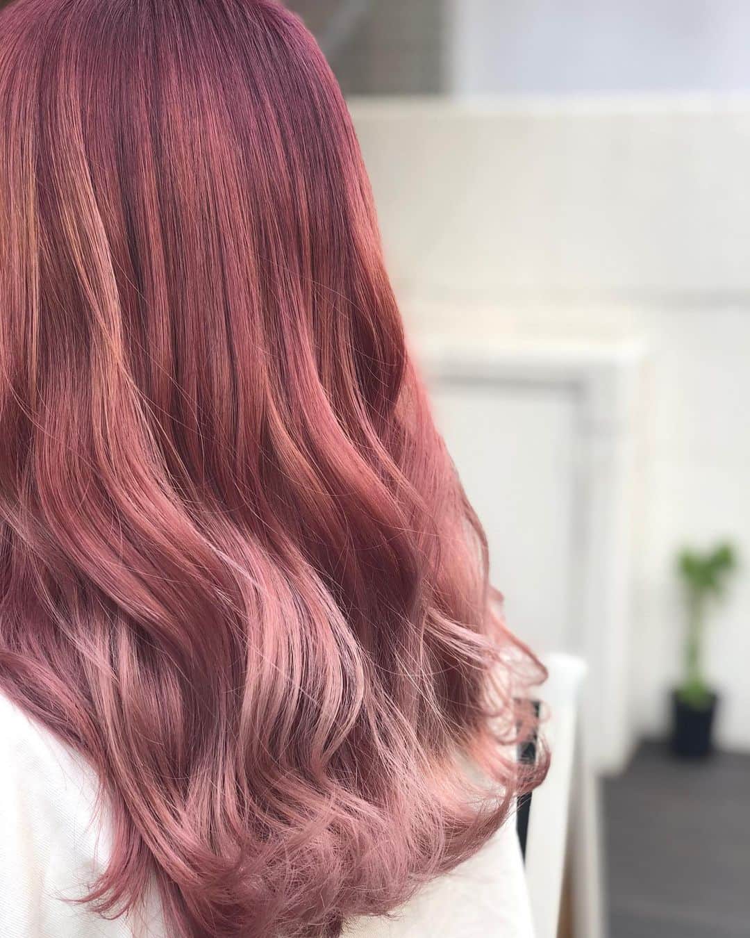 前田真吾さんのインスタグラム写真 前田真吾instagram ピンクグラデーション Stylist Shingo Maeda ボブ 表参道 青山 Hair 外ハネ ミニボブ L4l Follow Followme ヘアカラー カラー Haircolor Color 外国人風 外国人風カラー ハイライト 透明感 外ハネボブ
