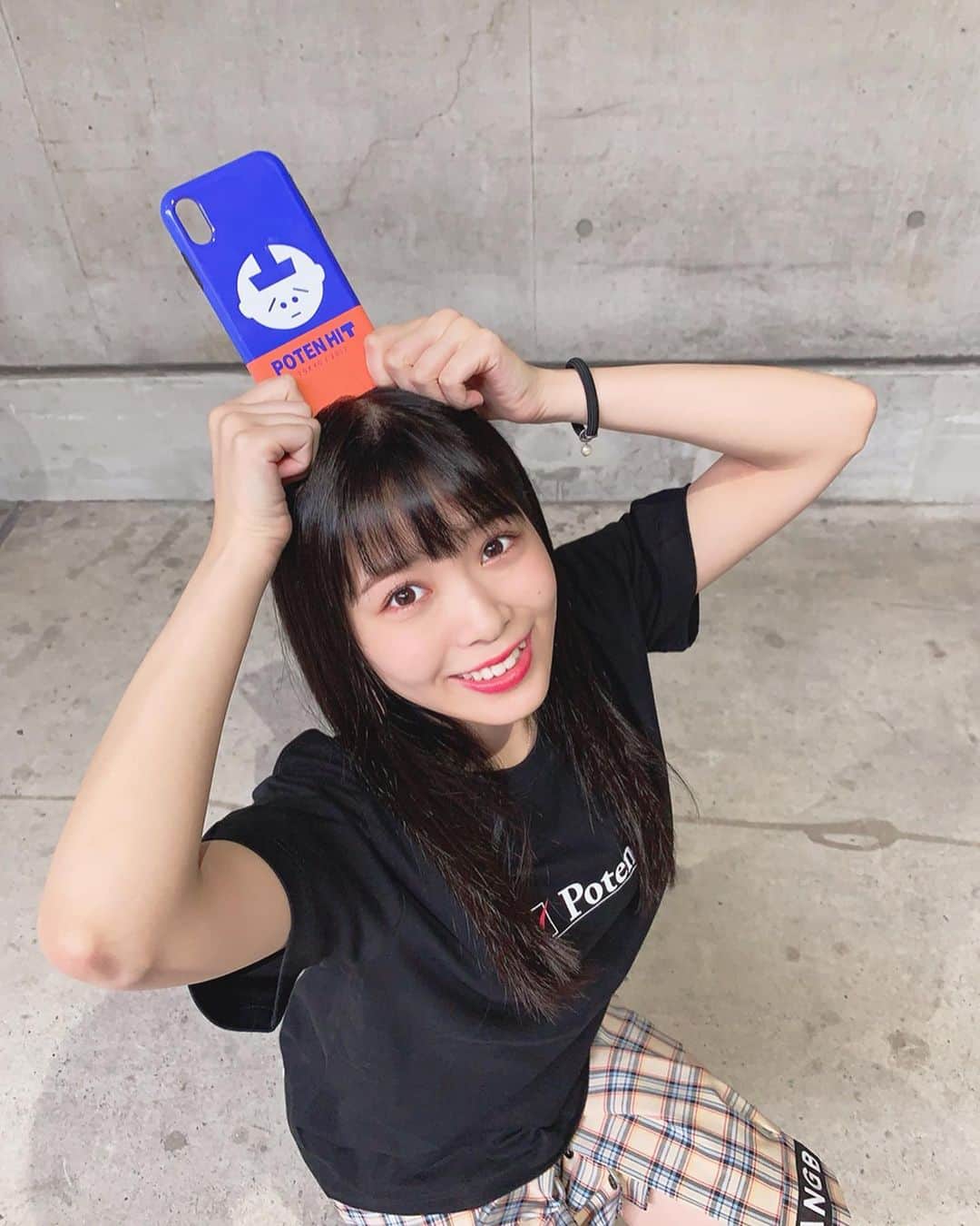 安田桃寧さんのインスタグラム写真 - (安田桃寧Instagram)「. かあいい☺️💗🍆👂👍 . #ポテンヒット #potenhit  #tshirt #caseforiphone  #おでことれちゃったくん  #天竺鼠川原 さん #耳good」9月25日 20時31分 - peachpeach_o6o8