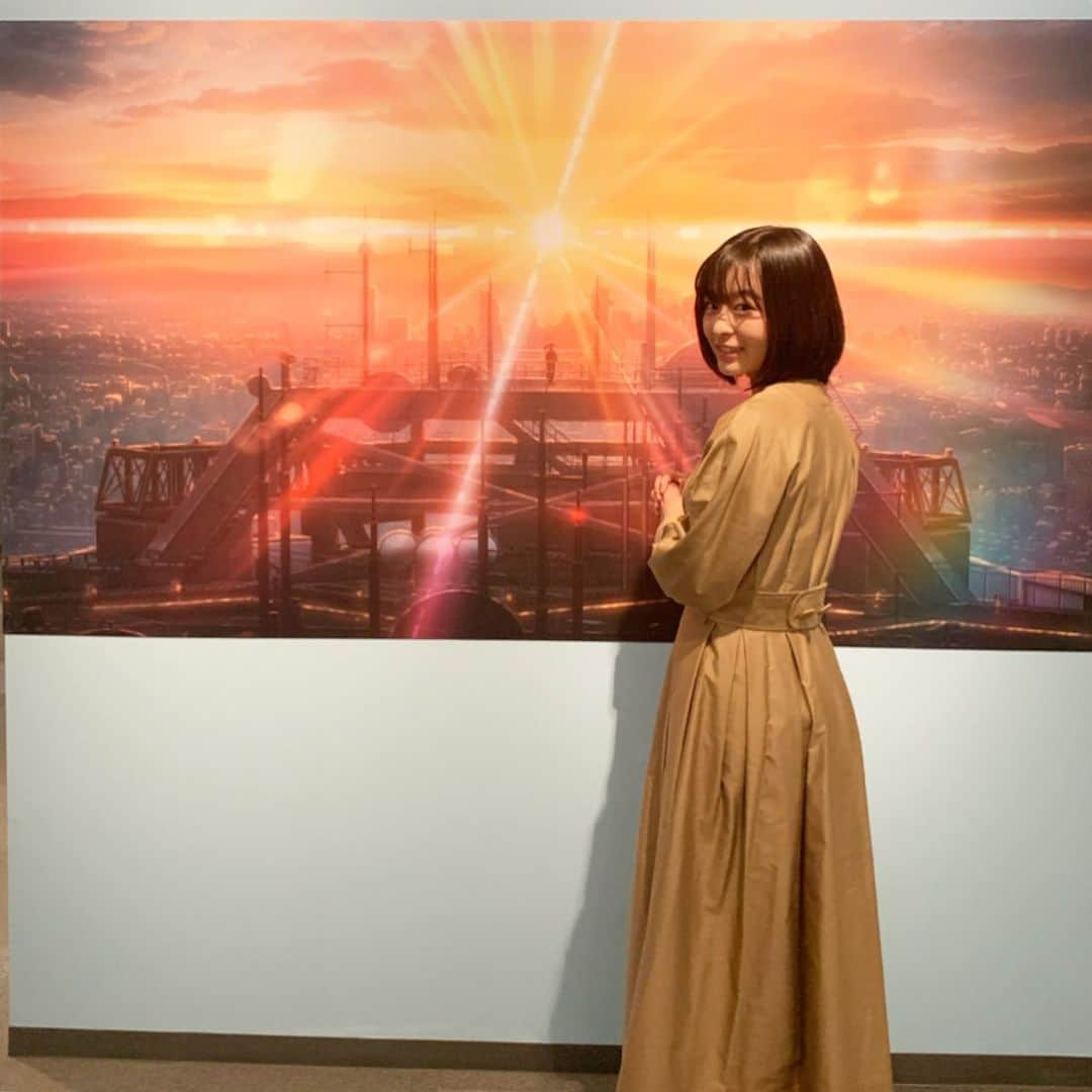 森七菜さんのインスタグラム写真 - (森七菜Instagram)「今日から松屋銀座で"天気の子展"が始まりました☀️﻿ 森七菜も早速！！ ﻿ ﻿ 『天気の子』の秘密がたくさん詰まっていて、とにかく凄いです‼️皆さんもぜひ体感しに行ってみてくださいー✨﻿ 感動すると思う。。 ﻿ ﻿ #天気の子 #天気の子展 #ここまで出しちゃっていいの？というくらいの内容でした#天井に何があるのか気になる #行って確認してみて！#夏美さんのバイク #乗れたね❤️」9月25日 21時10分 - morinana_official