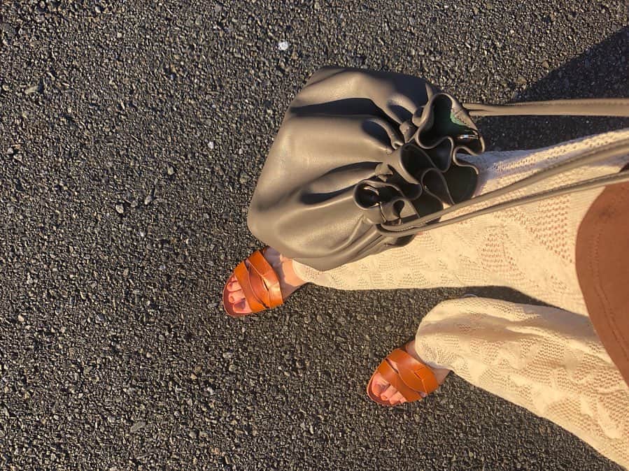 木庭弥生のインスタグラム：「中まで可愛い👜  #soglia #ソグリア」