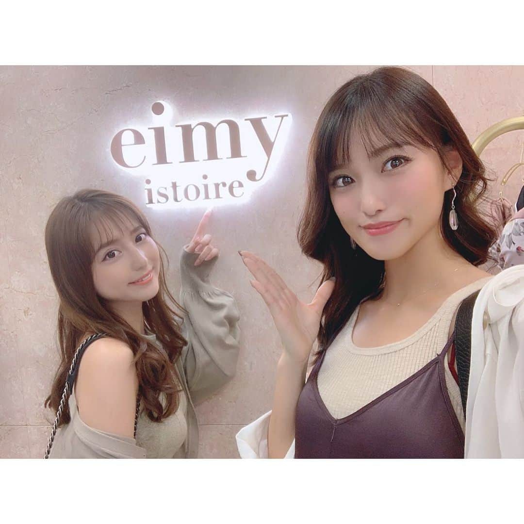 堀尾実咲のインスタグラム：「@eimyistoire_official の2019WINTER受注会にみんめろで行ってきたよん(・∀・)💜 久しぶりのみんめろ🤤  ブランドディレクターの @official_manami さんとっても素敵でした🥰  ほんとに大好きなブランドだから幸せ空間だったよ🥰  かっわいい〜水着たちとお洋服注文してきました💋  #eimyistoire #eimy_preorder」