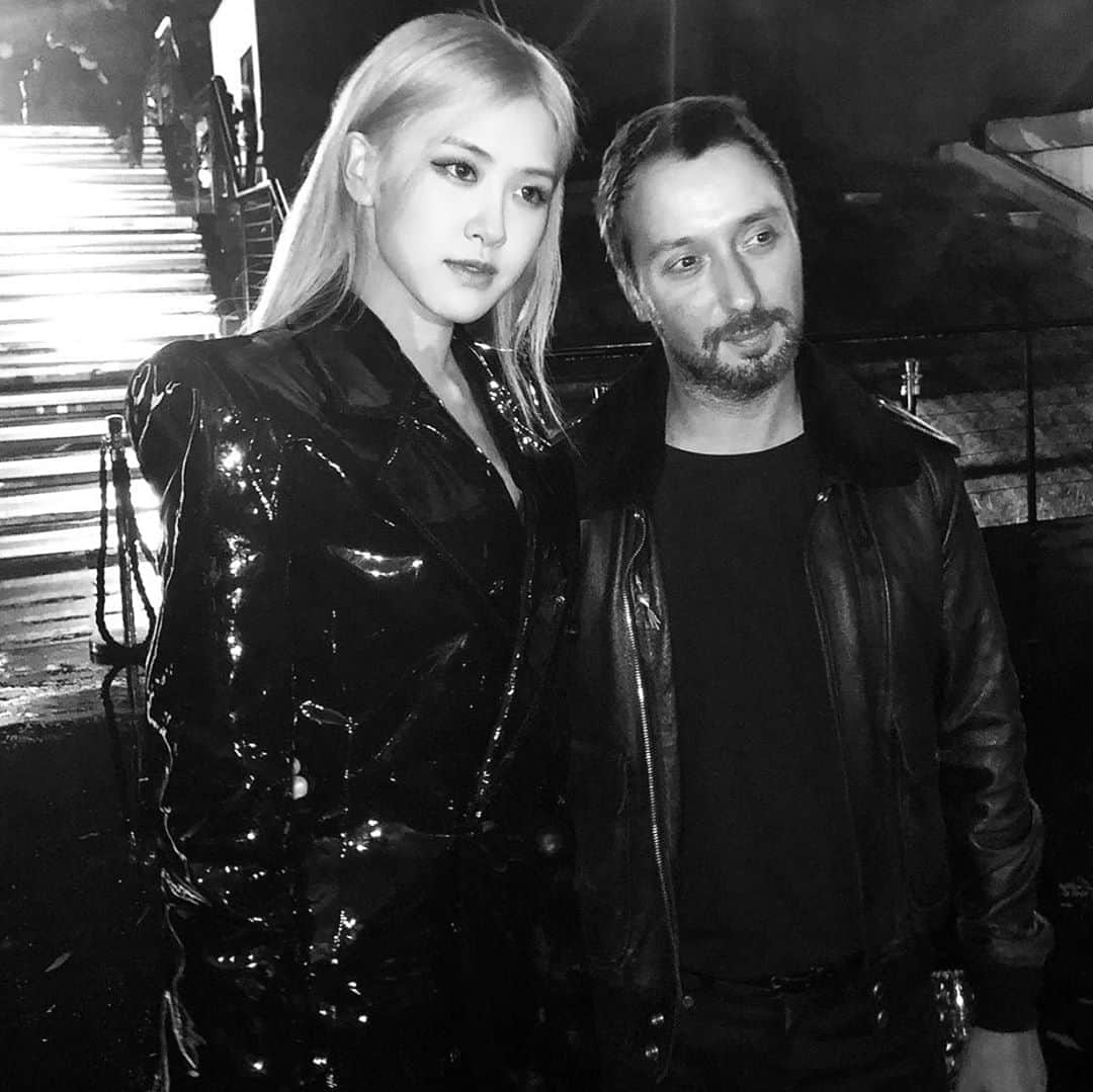 ロゼさんのインスタグラム写真 - (ロゼInstagram)「with the amazing @anthonyvaccarello @ysl」9月25日 23時50分 - roses_are_rosie