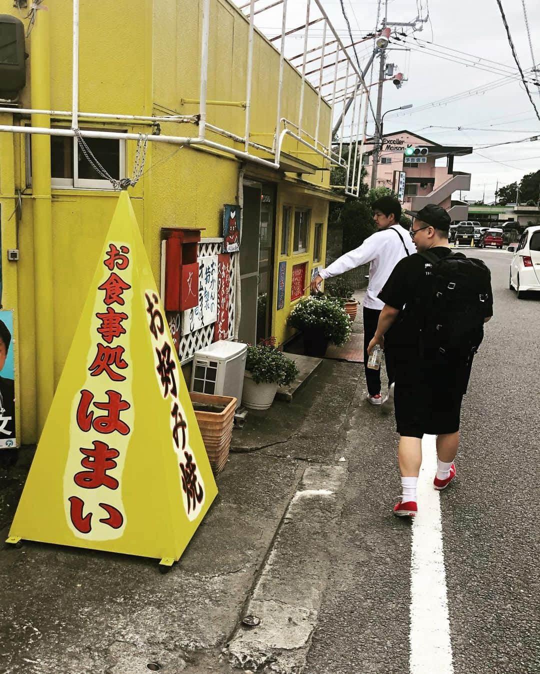 大村ジーニアスさんのインスタグラム写真 - (大村ジーニアスInstagram)「「友ヶ島」余韻えぐい・・・ ダブルヒガシの東は 島での心地よさを言葉で表現する時 「エグ〜」とか「やば〜」だけ言ってた 余韻エグ〜 2年ぐらいしたらまた行きたい！ 伊織はずっと山道で木の枝踏んだ音でめちゃくちゃビビってた！」9月26日 0時20分 - kenjitimekenjitime