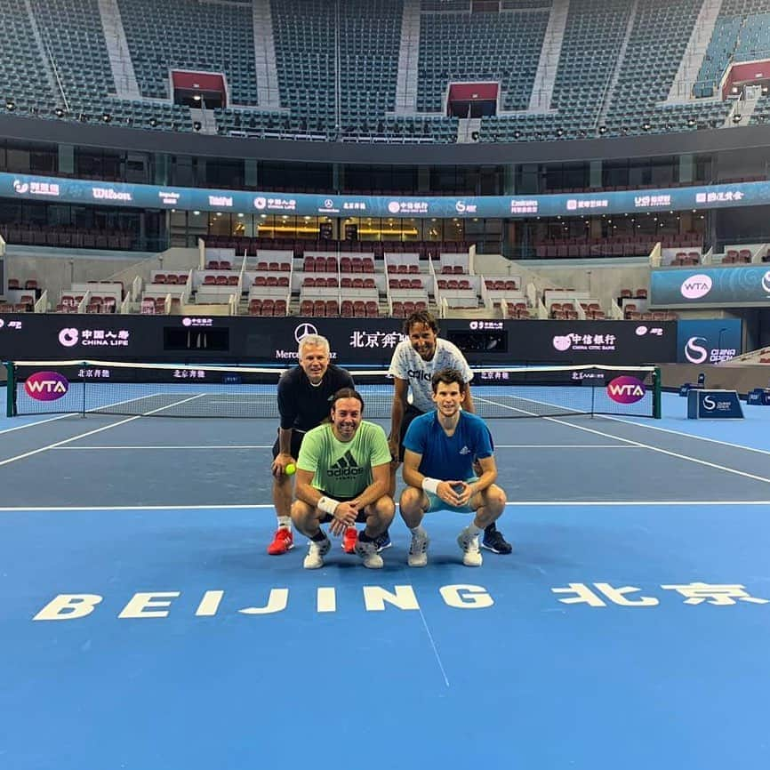 ドミニク・ティエムさんのインスタグラム写真 - (ドミニク・ティエムInstagram)「Good first practice in China 🇨🇳🎾 let’s get the Asian swing started 💫 #chinaopen #heretocreate」9月26日 1時13分 - domithiem