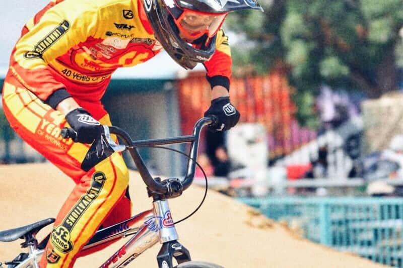 飯端美樹のインスタグラム：「@motocrossinternational 創立40周年記念イベント『THE PARTY 40』が9/28.29の二日間 @ybp_project で開催されます🎉 私は28日の土曜日に @sebikes @dickcheeseburger1 とスクールをさせて頂く予定です!! 海外のライダーも多数来日し、両日かなり盛り上がる事間違いなしなので、皆さんお待ちしております🚲✨」