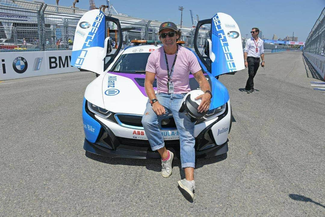 ケイシー・ネイスタットのインスタグラム：「if I was a racecar driver I'd only race in pink socks.  thanks for having me this summer @FIAFormulaE  really enjoyed the #NYCEPrix and I appreciate you sponsoring my YouTube channel #ad」