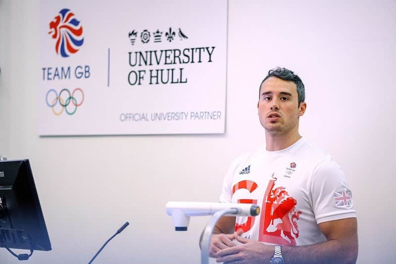 クリスチャン・トーマスさんのインスタグラム写真 - (クリスチャン・トーマスInstagram)「A pleasure to share my experiences and story with students and staff @universityofhull  A brilliant partnership with @teamgb  #FindYourExtraordinary」9月26日 4時49分 - kristom1