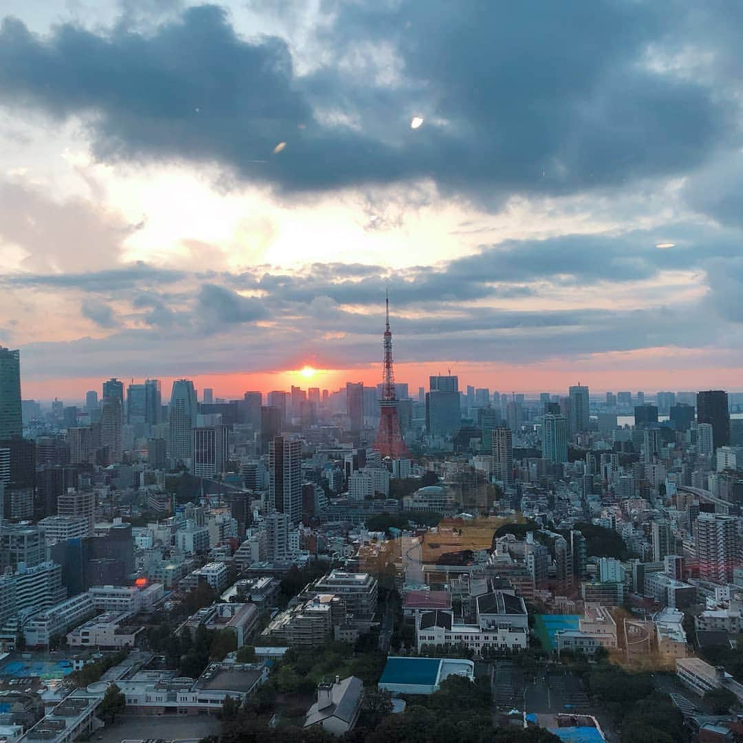 別所哲也さんのインスタグラム写真 - (別所哲也Instagram)「Great morning from TOKYO #tetsuya_bessho  #tokyotower #tokyolife  #tokyo2020 #ohayomorning #tokyojapan  #tokyo  #tokyo #tokyoradio」9月26日 7時07分 - tetsuya_bessho