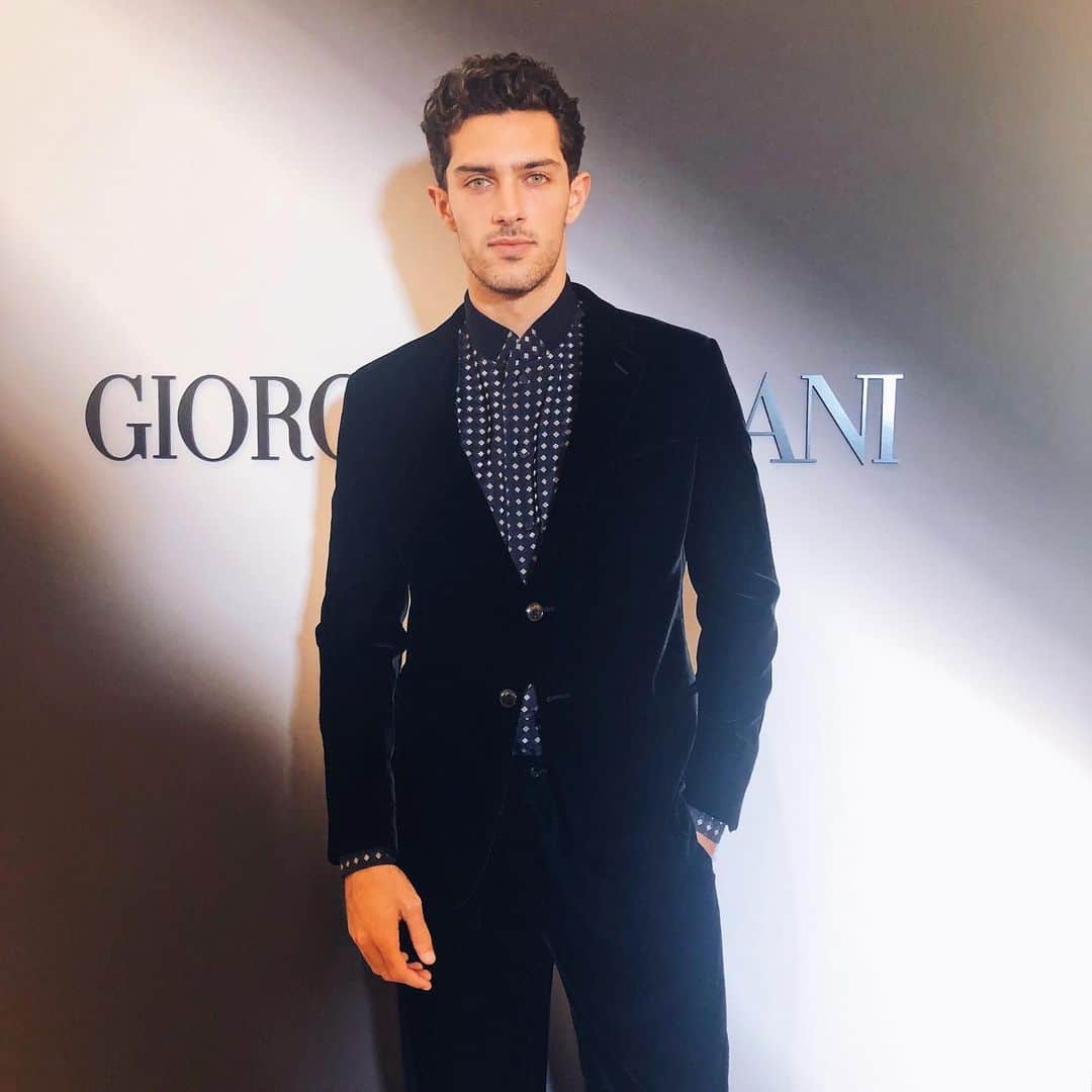 Steven Kellyのインスタグラム：「Everything @armani / Always a pleasure 🙏🏽💫」