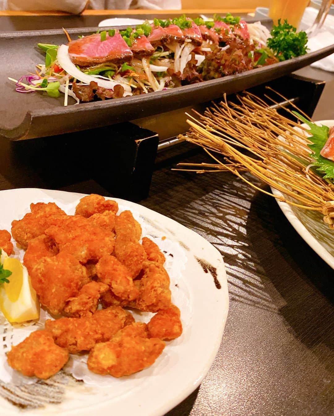 吉田有希さんのインスタグラム写真 - (吉田有希Instagram)「親戚たちとご飯🍣海鮮が新鮮すぎた😍  #sashimi #izakaya #delicious #yummy #great #dinner #fun」9月26日 20時41分 - yuuki329_h