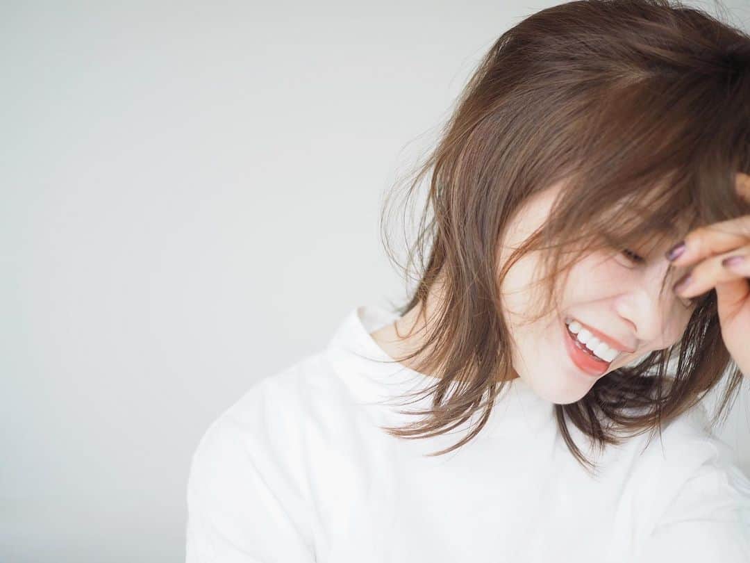 田中亜希子さんのインスタグラム写真 田中亜希子instagram K E Y Hair And Make で 史上最強にいい色に仕上がった おまかせ カラーの中で1番好き カラーリングはヘーゼルグレージュ 赤味を削って透明度が上がりました インナーハイライトも入っています