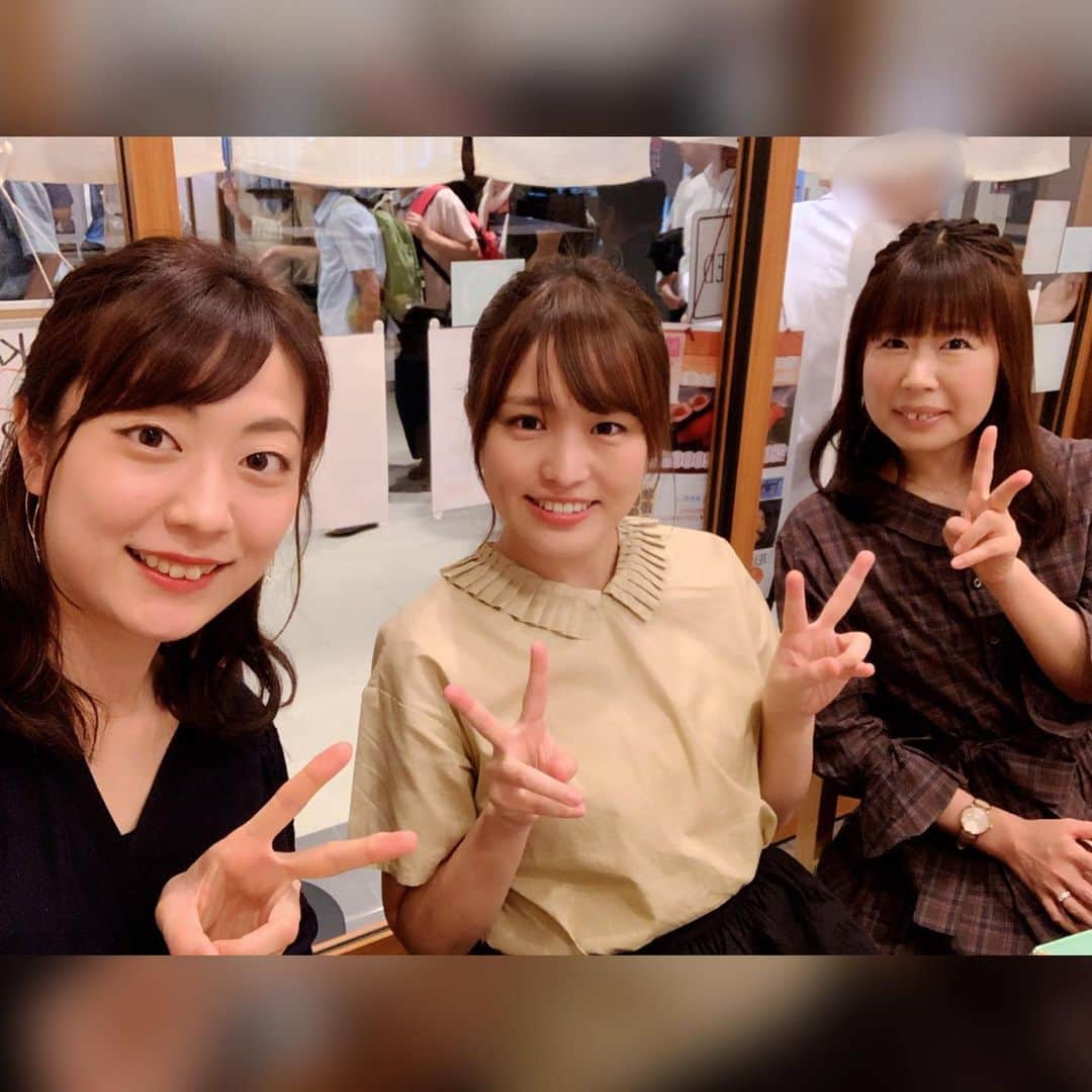 伊藤かりんさんのインスタグラム写真 - (伊藤かりんInstagram)「. . . 女流棋士の谷口さんと高浜さんと お寿司食べに行ってきました✨ . 豊洲にある#寿司処やまざき さん！ . 実はここ、高浜さんの旦那さまの お店なんですよ〜😆✨ . . . カウンターに座って、 お寿司食べるの夢だった😆❣️ 嬉しい😆❣️ . . どのお寿司も美味し過ぎて、 幸せだあ〜😭と言いながら 噛み締めてました😭🙌 . . 旦那さまもすごく素敵な方でした✨ ぜひお寿司食べに行かれる方は 板前さんに話しかけてみてね☺️ 旦那さまが出勤されてるかは 分からないけど😂 . . . . お寿司食べながらも 止まらない女子トーク。。 . 話し足りずカフェで延長戦🤣 みんな海外旅行好きだったので 各国の情報交換を🤣 いつかみんなで行けたらいいなあ〜💖」9月26日 21時19分 - karin___ito