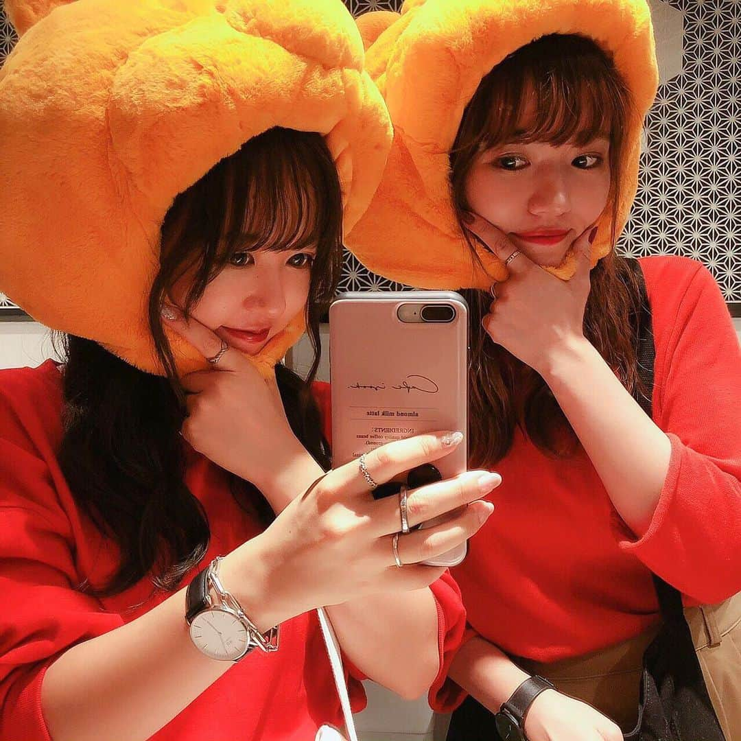 かほこ。さんのインスタグラム写真 - (かほこ。Instagram)「ㅤㅤㅤㅤㅤㅤㅤㅤㅤㅤㅤㅤㅤ ㅤㅤㅤㅤㅤㅤㅤㅤㅤㅤㅤㅤㅤ はるちゃん （ @__haru3 ）との プーちゃんあわせ🐻🍯❤️ ２人の写真から載せてく！ ㅤㅤㅤㅤㅤㅤㅤㅤㅤㅤㅤㅤㅤ パレード全部中止だったから アトラクの間にひたすら撮って 写真の枚数がやばい ㅤㅤㅤㅤㅤㅤㅤㅤㅤㅤㅤㅤㅤ 最後はノーマルカメラの現実です ㅤㅤㅤㅤㅤㅤㅤㅤㅤㅤㅤㅤㅤ #tokyodisneyresort #tokyodisneyland #ディズニーランド #プーさん #kaho_disney」9月26日 13時31分 - xxokohakxx