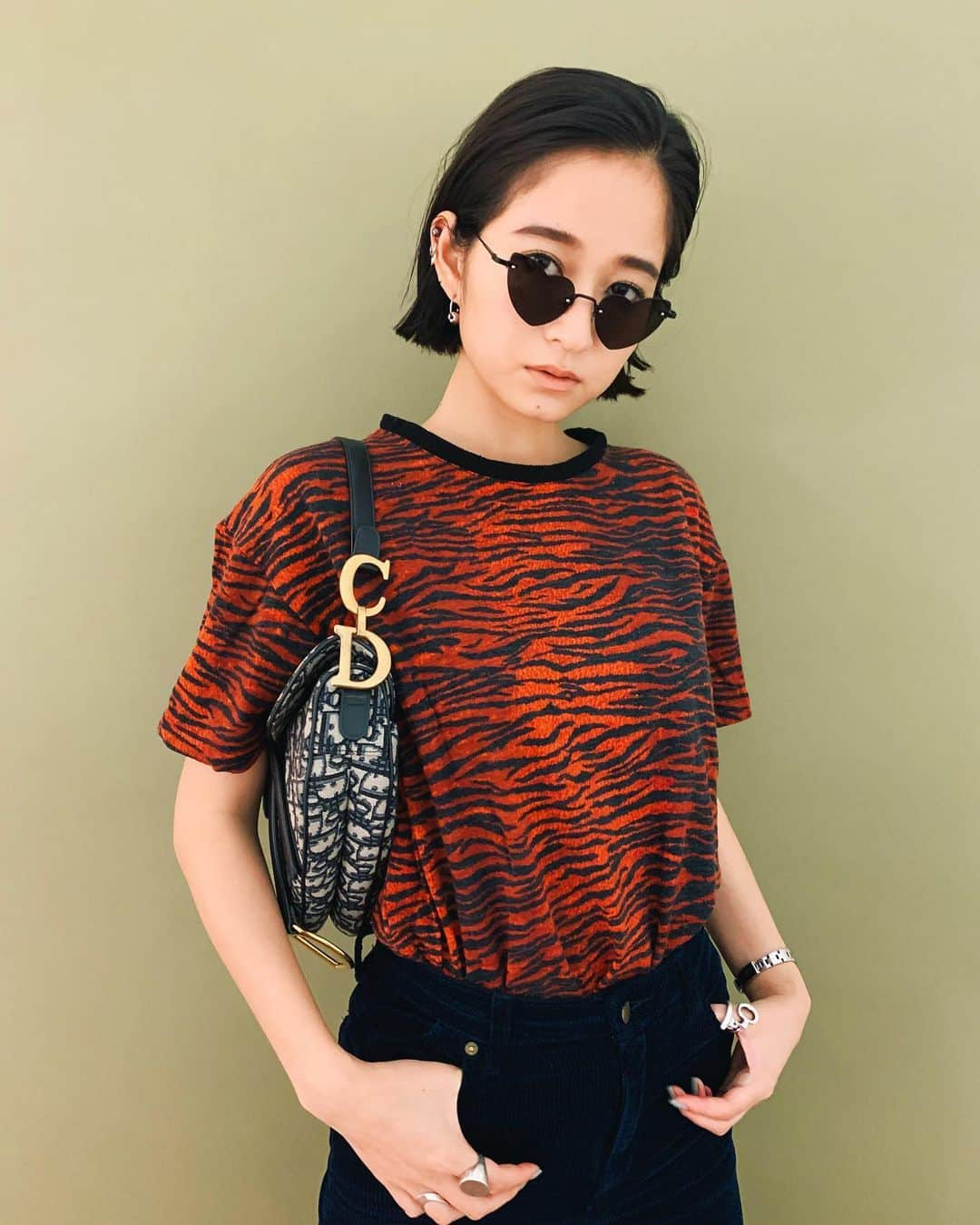 入夏さんのインスタグラム写真 - (入夏Instagram)「New🕶🖤 @ysl  #sunglasses #ysl」9月26日 15時02分 - iruka__offi