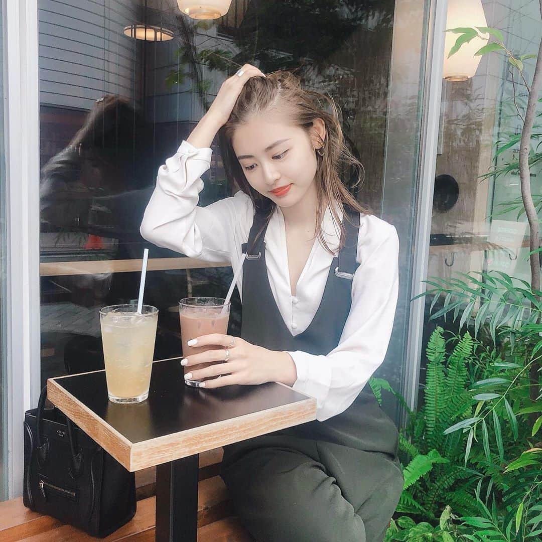 古畑星夏さんのインスタグラム写真 - (古畑星夏Instagram)「⠀ cafe time☕️ #cafe#fuglenasakusa#asakusa#ootd」9月26日 16時13分 - starandsummer