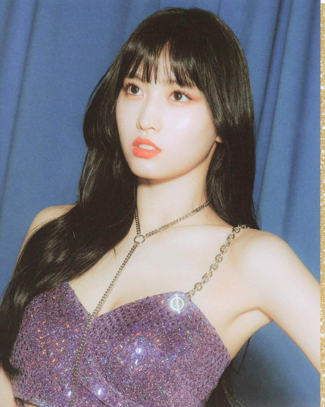 モモさんのインスタグラム写真 - (モモInstagram)「♡ [Scan] 190926 - 《Feel Special》Photobook B Ver. -  #MOMO #트와이스 #모모 #平井もも #もも #TWICE © vampiretwice」9月26日 16時25分 - momojype