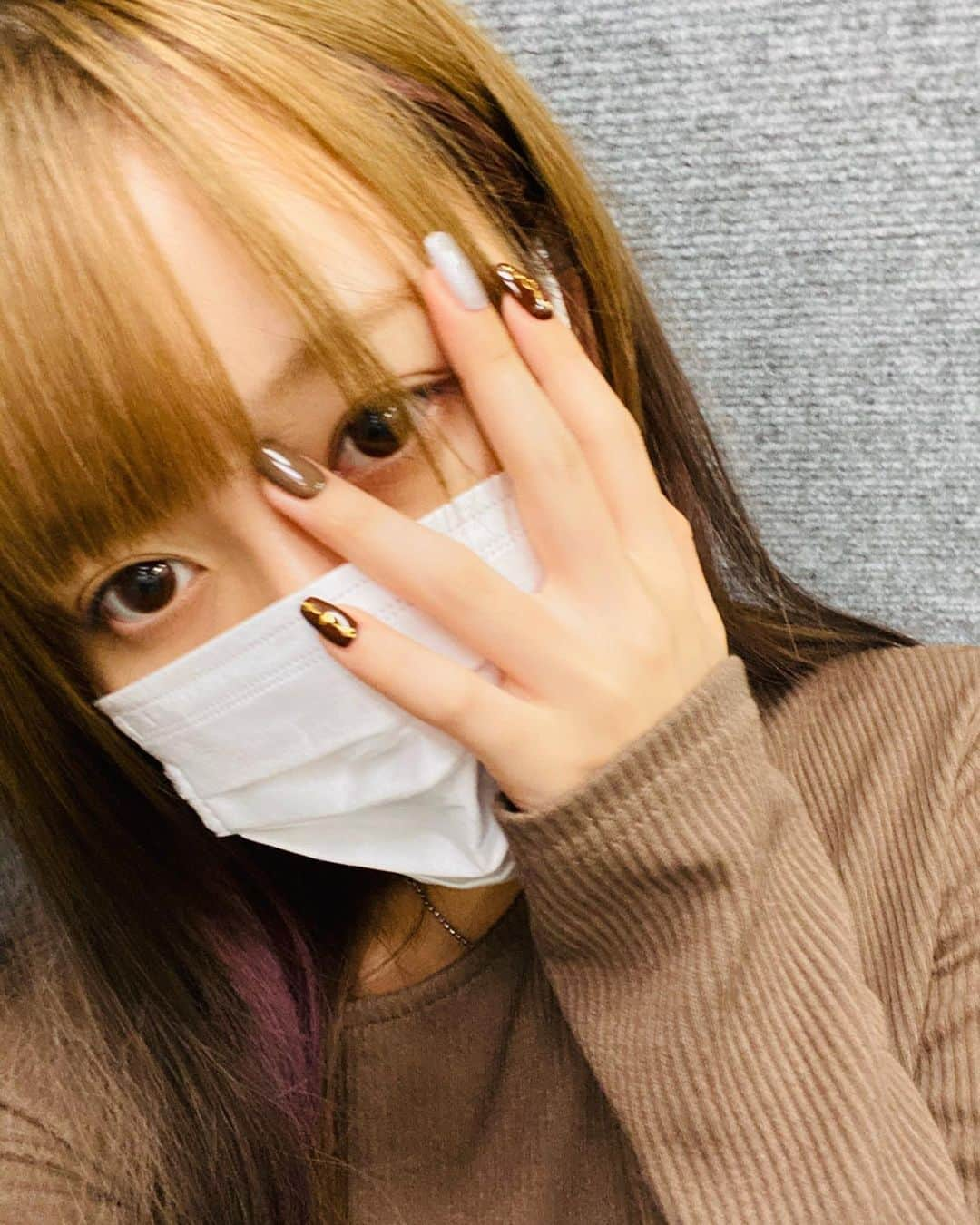 歩乃華（ほのらん）さんのインスタグラム写真 - (歩乃華（ほのらん）Instagram)「まろん🌰  #nail  #ネイル  #ネイルデザイン #秋ネイル  #秋ネイルデザイン」9月26日 18時18分 - honoka7000