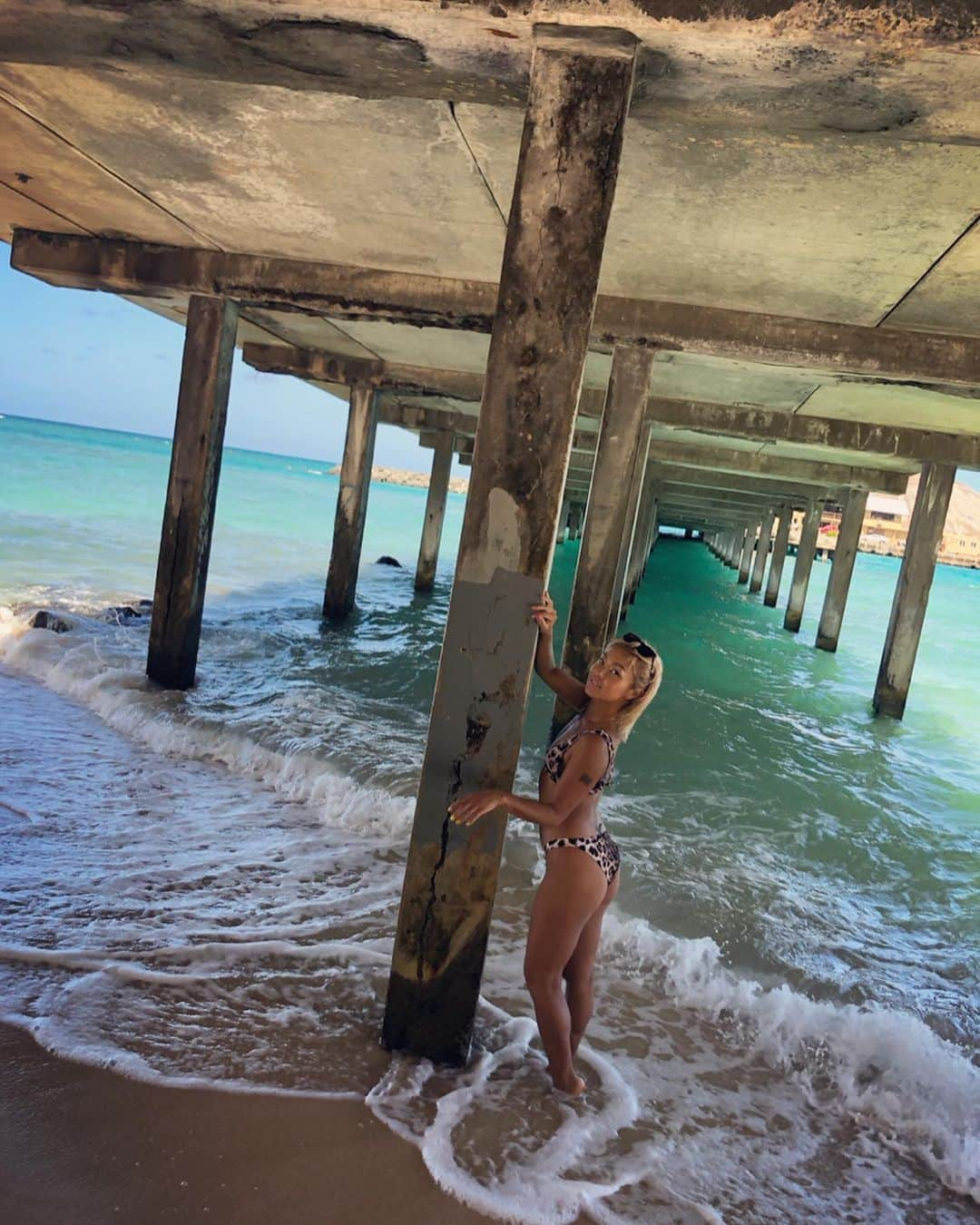 Nazukiさんのインスタグラム写真 - (NazukiInstagram)「Makai Research Pier✨✨✨ 行きたかった場所😊  日本帰ります🇯🇵 #hawaii #hawaii🌺 #beach #hawaiitrip #makairesearchpier  #trip #vacation」9月26日 19時05分 - nazuki_08