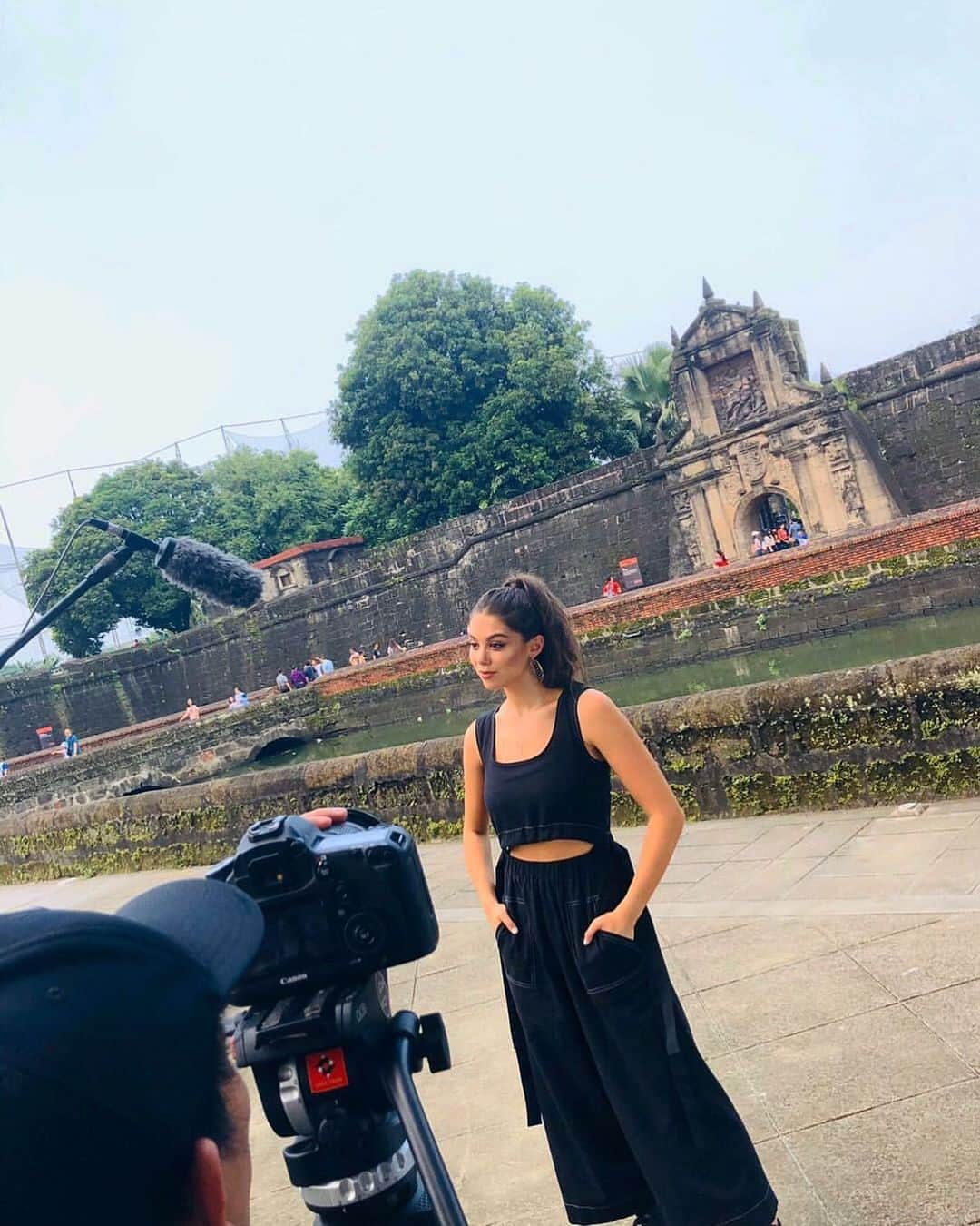 キーラ・コサリンさんのインスタグラム写真 - (キーラ・コサリンInstagram)「filming in the historic city of Intramuros, Manila」9月26日 19時09分 - kirakosarin