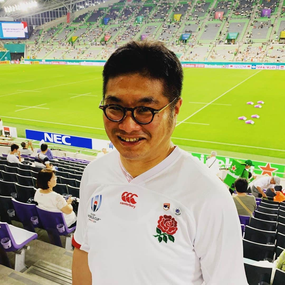 松尾諭さんのインスタグラム写真 - (松尾諭Instagram)「エディにオファーしに来ました。 #rwc2019 #engvsusa #神戸 #サイクロンズ#ニヤリ」9月26日 19時12分 - satoru_matsuo