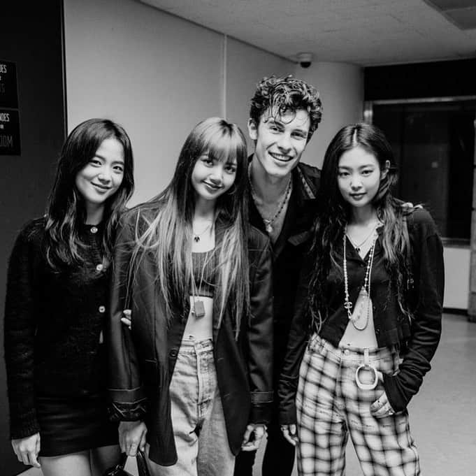 ショーン・メンデスさんのインスタグラム写真 - (ショーン・メンデスInstagram)「🖤 @blackpinkofficial」9月26日 19時45分 - shawnmendes