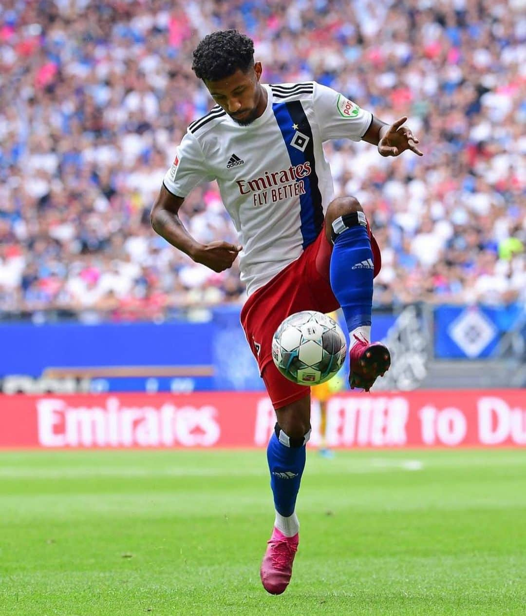 ジェレミー・ドゥツィアクさんのインスタグラム写真 - (ジェレミー・ドゥツィアクInstagram)「We keep focus🔥on to the next one!💪🏽 @hsv  #JD8」9月26日 19時48分 - jeremydudziak