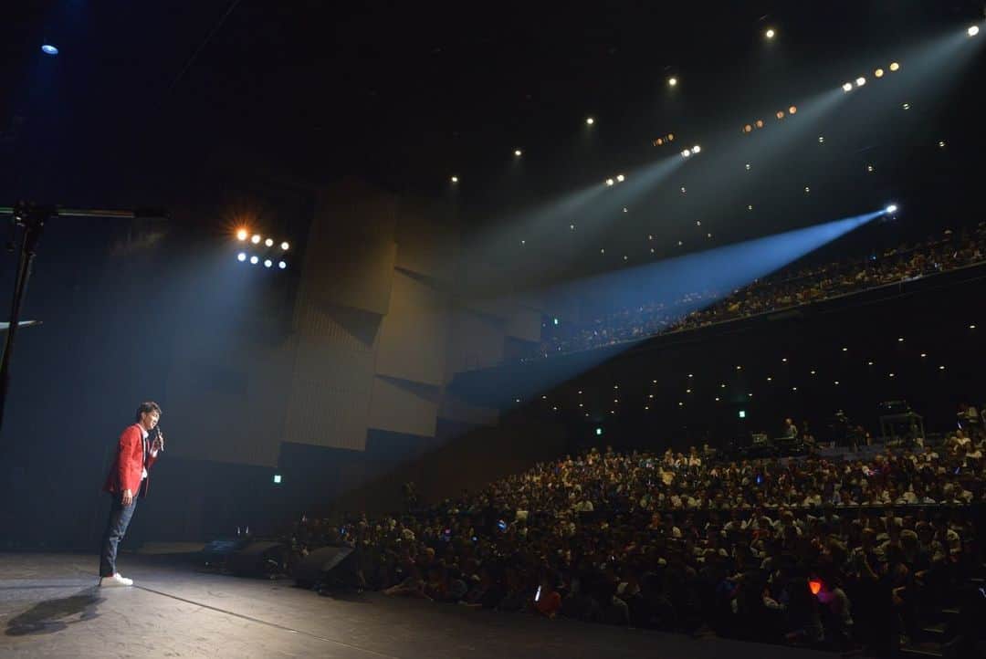中澤卓也さんのインスタグラム写真 - (中澤卓也Instagram)「今日は「中澤卓也コンサート2019」in 日本青年館✨いやぁ、完全燃焼です。最高に幸せな時間と景色、すべての皆様に感謝。明日のブログに詳しい振り返りを、今日は爆睡かまします。笑 ありがとうございました！ #中澤卓也コンサート #日本青年館 #完全燃焼 #感謝しかない #明日振り返ります #茜色の恋 #中澤卓也」9月26日 22時53分 - takuya_nakazawa.118