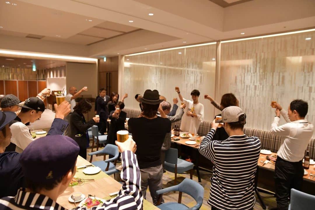 中澤卓也さんのインスタグラム写真 - (中澤卓也Instagram)「今日は「中澤卓也コンサート2019」in 日本青年館✨いやぁ、完全燃焼です。最高に幸せな時間と景色、すべての皆様に感謝。明日のブログに詳しい振り返りを、今日は爆睡かまします。笑 ありがとうございました！ #中澤卓也コンサート #日本青年館 #完全燃焼 #感謝しかない #明日振り返ります #茜色の恋 #中澤卓也」9月26日 22時53分 - takuya_nakazawa.118