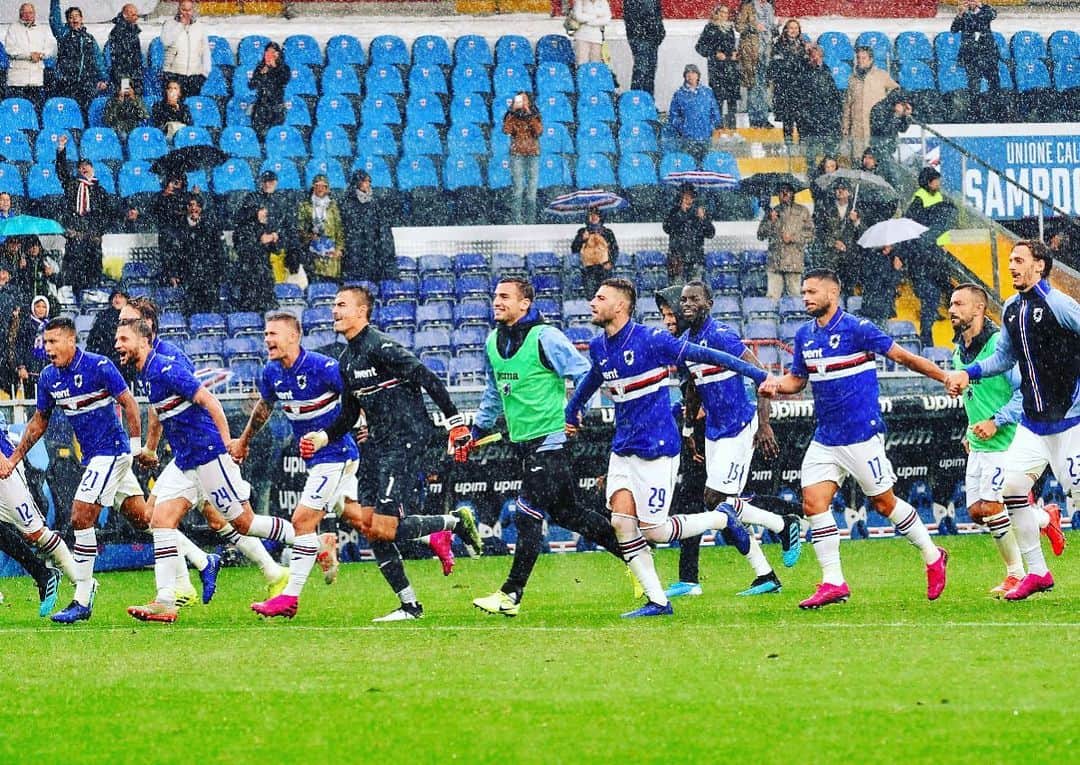 アンジェロ・パロンボのインスタグラム：「Non si molla nulla... forza ragazzi 💪🏻💪🏻💪🏻 #sampdoria #forzasamp #workhard #friends #ap17 #nonsimolla #genova #team #squadra #avantisampdoria #instagram #instapic」