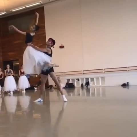 飯島望未のインスタグラム：「I miss being Giselle.  @chunner」