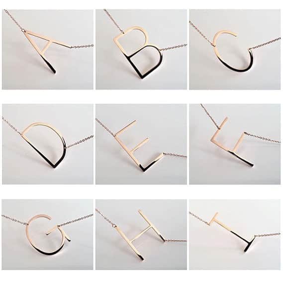 のインスタグラム：「Large initial necklace 😊」