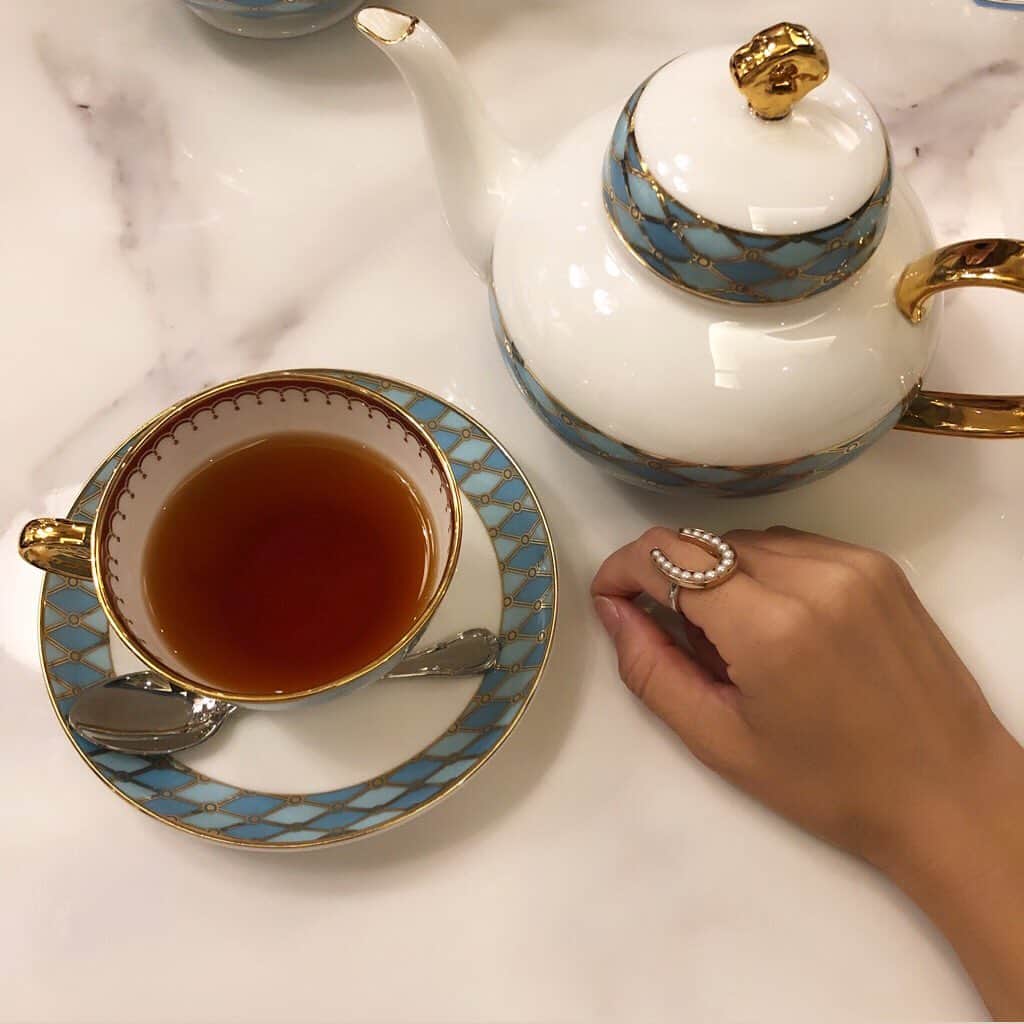 のインスタグラム：「☕️ @maribelle.cafe  ヘーゼルナッツのチョコも🍫」