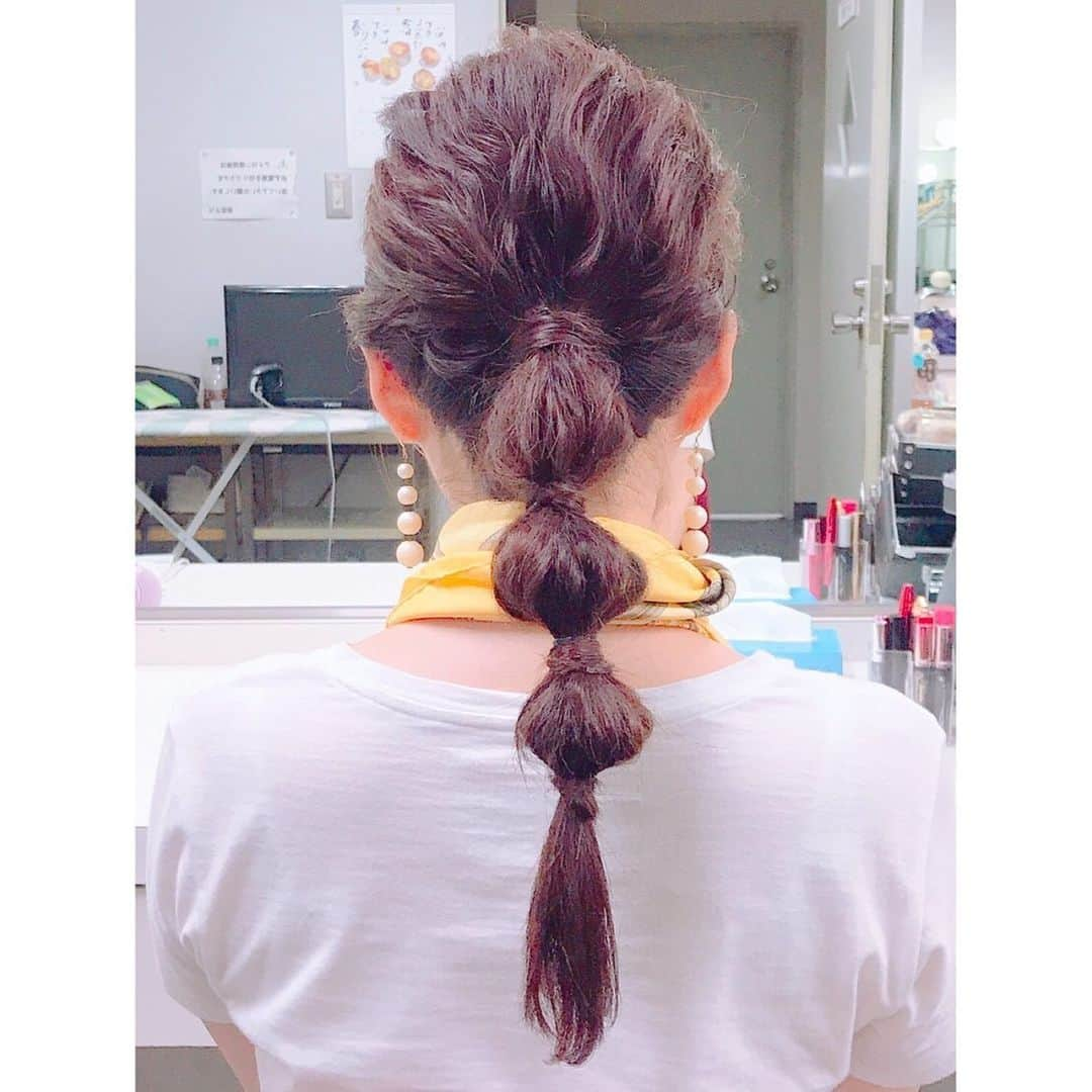 小野口奈々さんのインスタグラム写真 - (小野口奈々Instagram)「・ 昨日の収録でリクエストした 玉ねぎヘアが可愛かった💕💕💕 #しのさんありがとうございます #玉ねぎヘア #玉ねぎヘアー #オニオンヘア #たまねぎヘア  #hairarrange」9月27日 10時45分 - nana0no